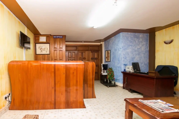 Upperhill Blueberry Hotel