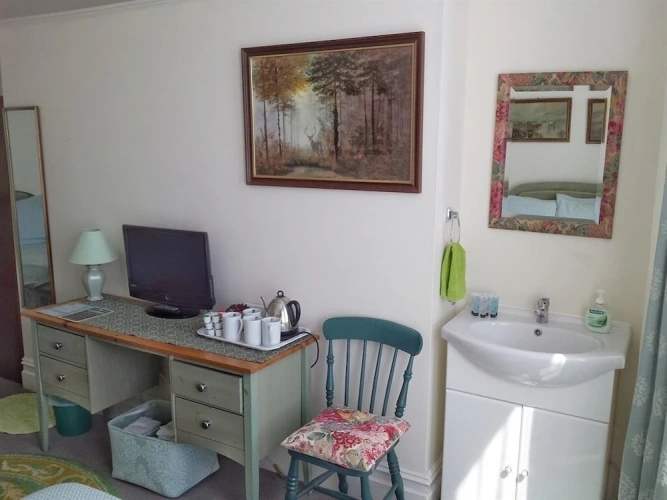 Standard Quadruple room with garden view