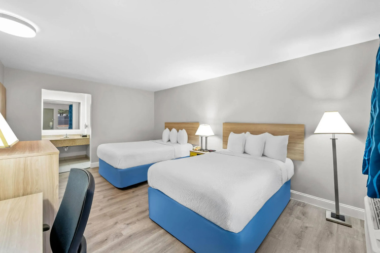 Days Inn by Wyndham Chesapeake