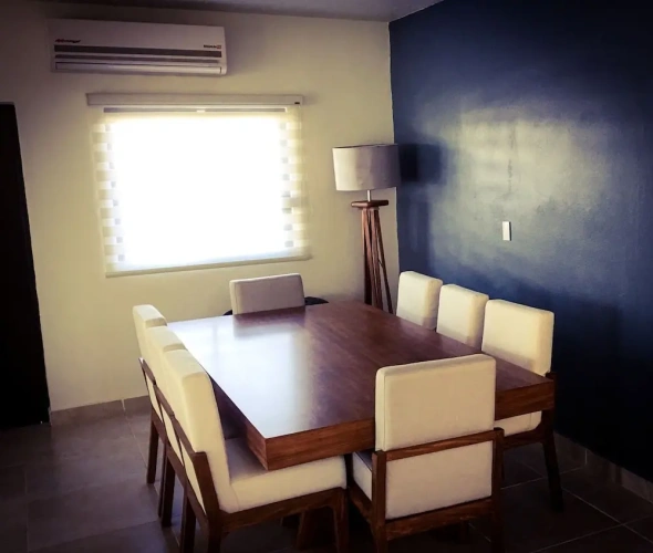 4 Bedrooms Cottage
