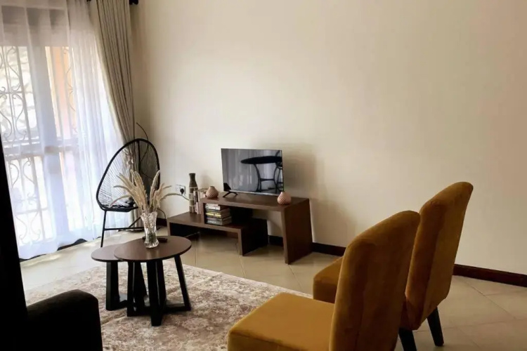 Cozy 2-bedroom Apartment within city limits.