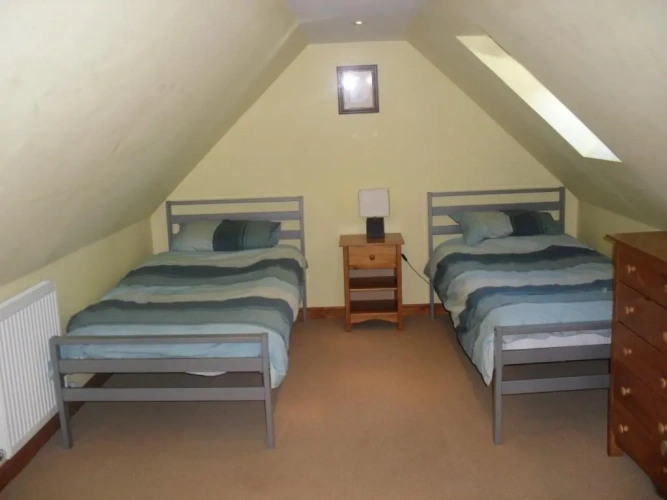 3 Bedrooms Cottage