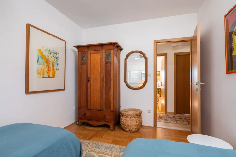 Apartment Fabula - W.balcony, 4 min Walk to Beach