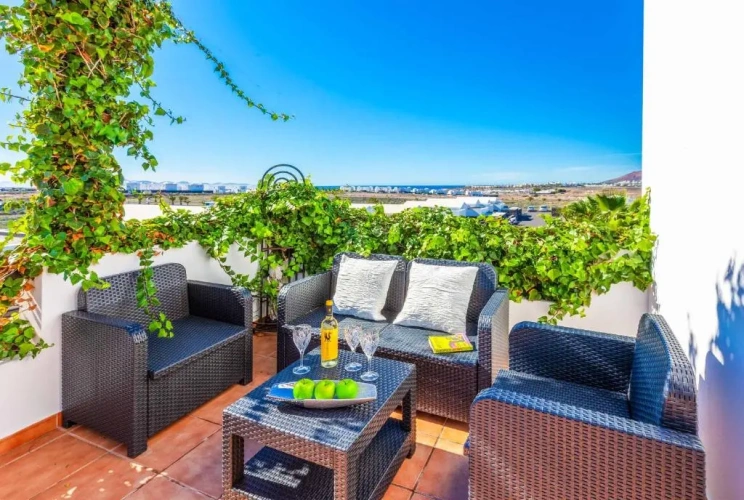 3 Bedrooms Villa