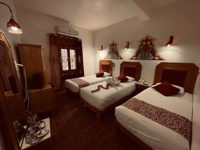 Standard Triple room with balcony
