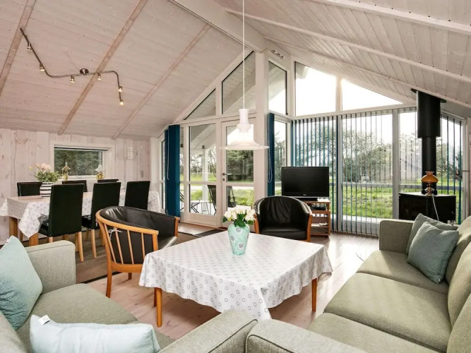 6 Person Holiday Home in Thisted