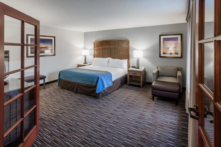 Holiday Inn Express & Suites Carpinteria by IHG
