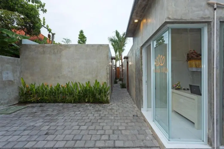 Grand Villa