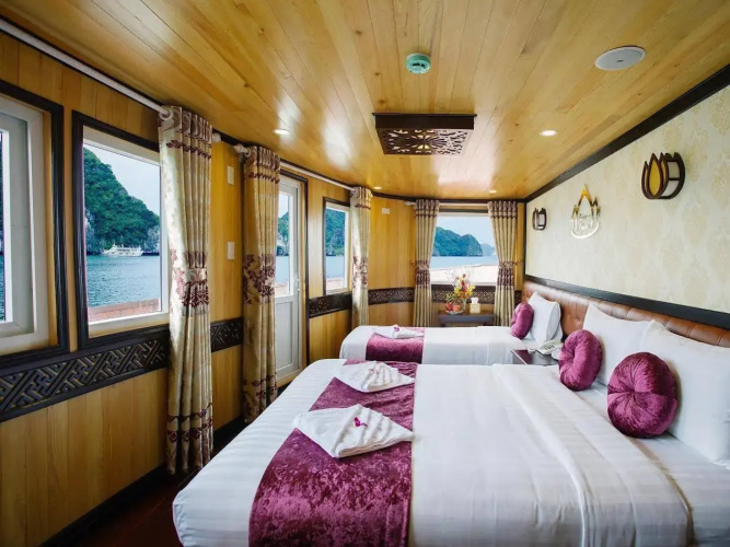 Cristina Diamond Cruise