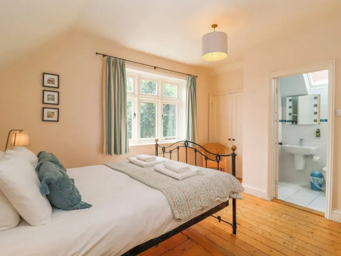 Samphire House