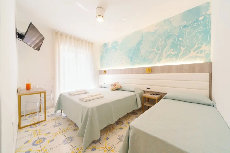 Deluxe Triple room with balcony