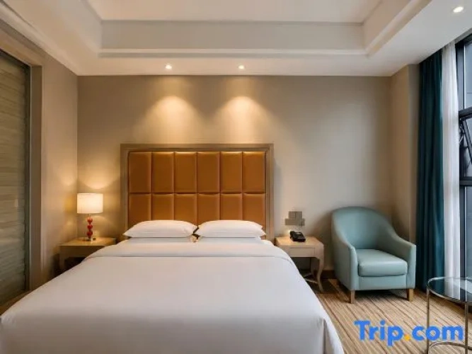 Suite with river view