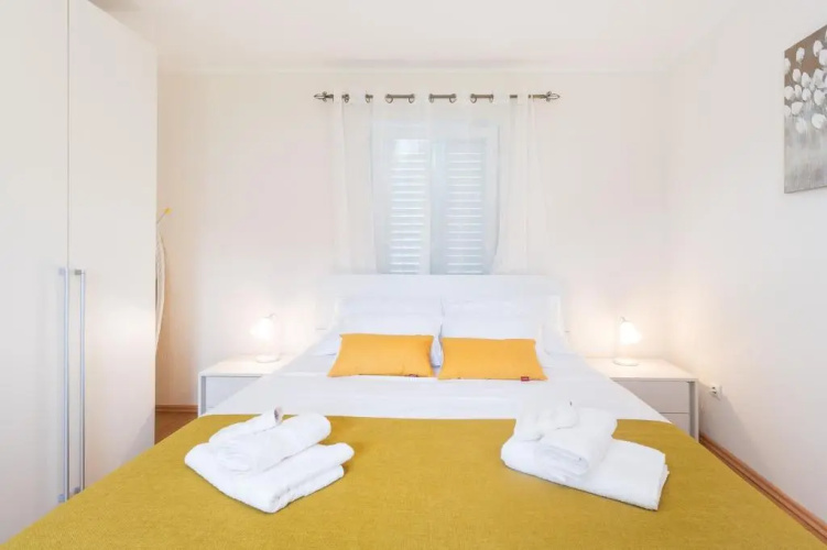 Apartments Lotea