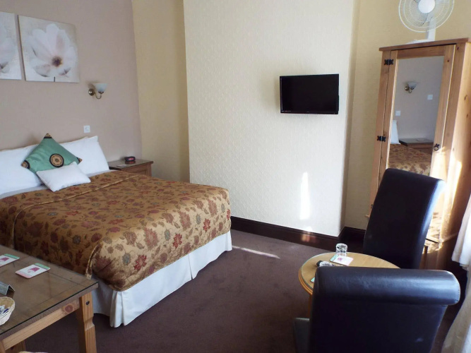 Maluth Lodge
