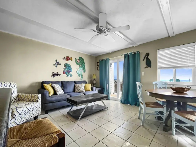 Leeward Ii-3-front Row 1 Bedroom Condo by RedAwning