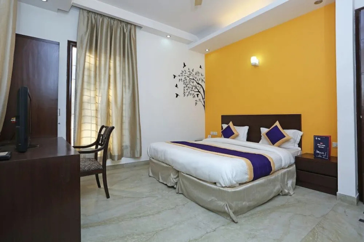 Corple Hotel and Stays