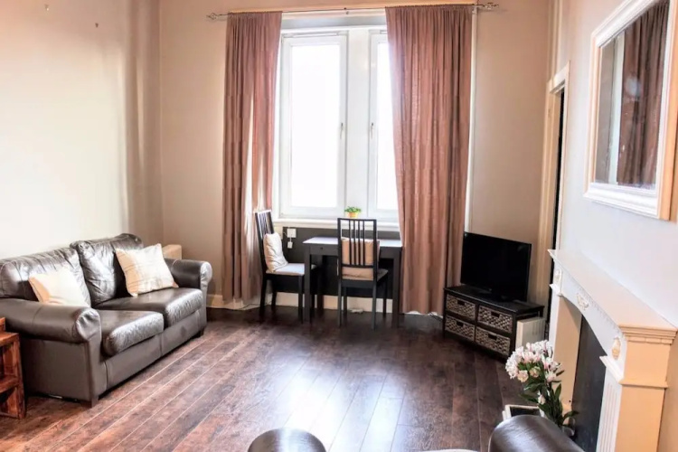 2 Bedroom Central Apartment