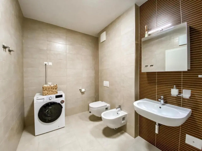 Seaview Apt Koper 1