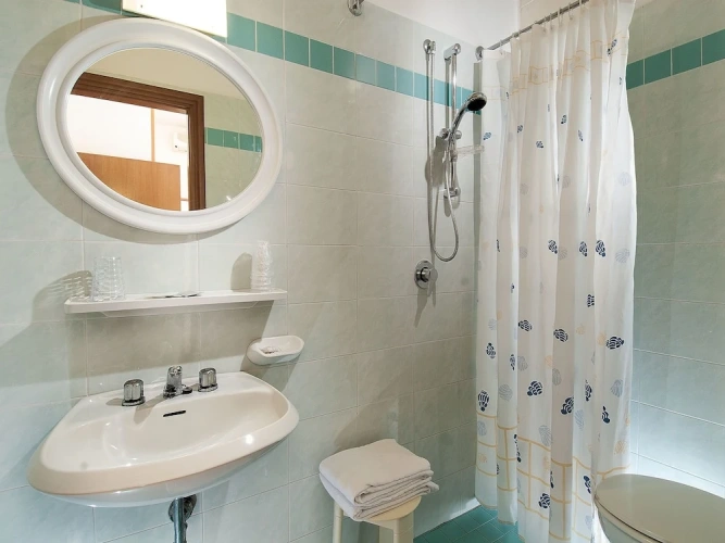 Standard Quadruple room with balcony