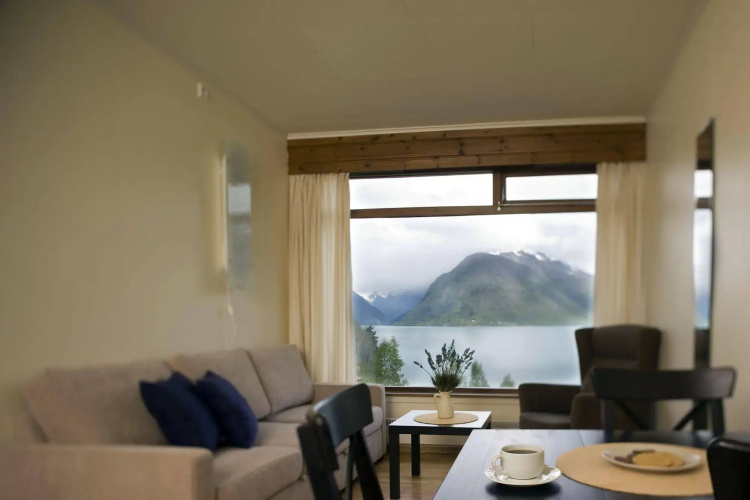 Dragsvik Fjordhotel