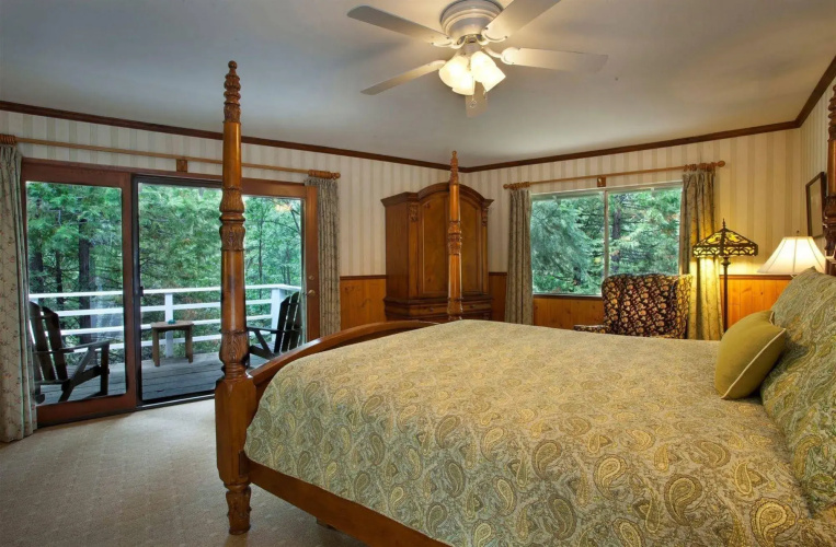 Narrow Gauge Inn