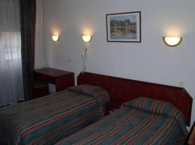 Economy Twin room with balcony
