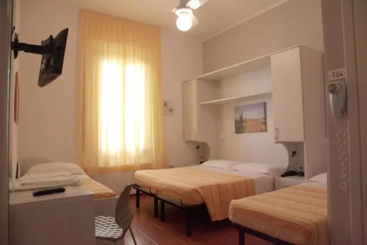 Standard Quadruple room