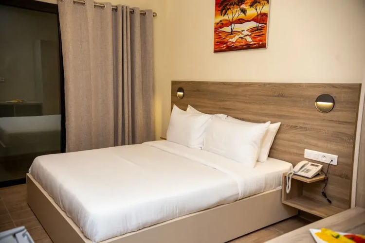 Silver Moon Hotel