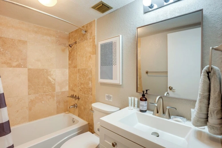 3 Bedrooms Cottage