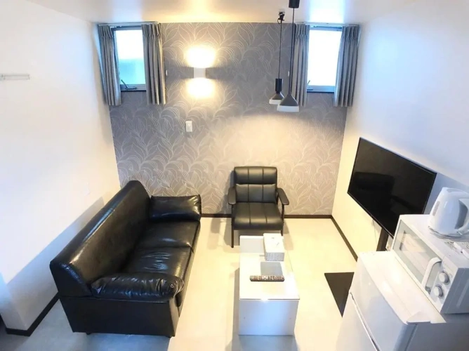 2 Bedrooms Apartment