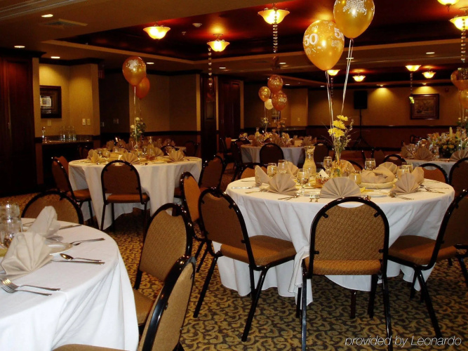 The Evergreen Hotel photo 25