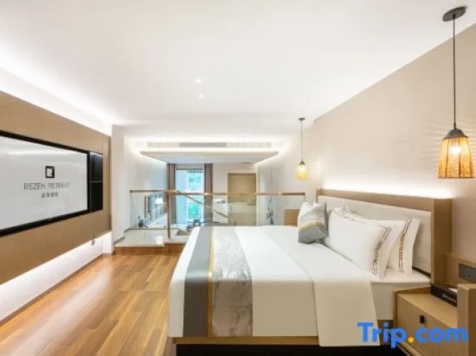 Double Duplex Apartment with lake view