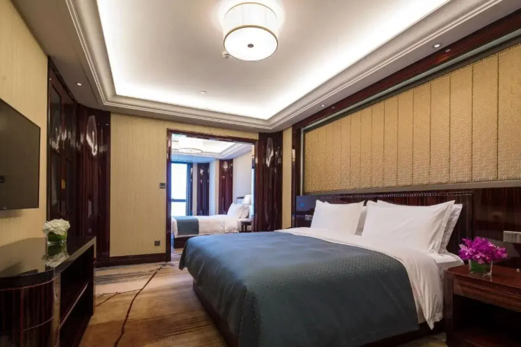 Wyndham Zhuji West