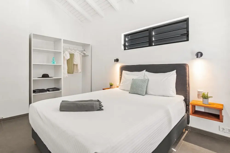 Willemstad - Mini Resort - 2 Beds - Pool - Garden