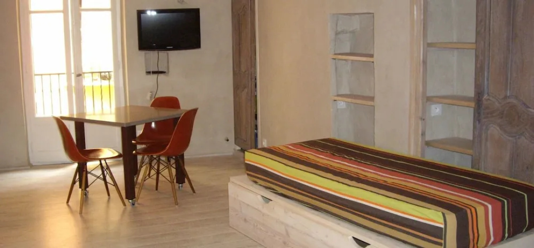 CAN ARTISTS Studio