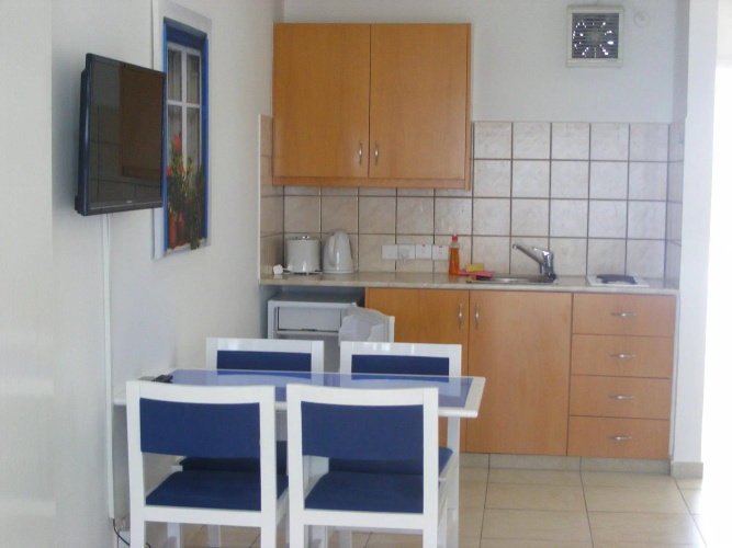 Sun Hall Beach Apartments photo 26