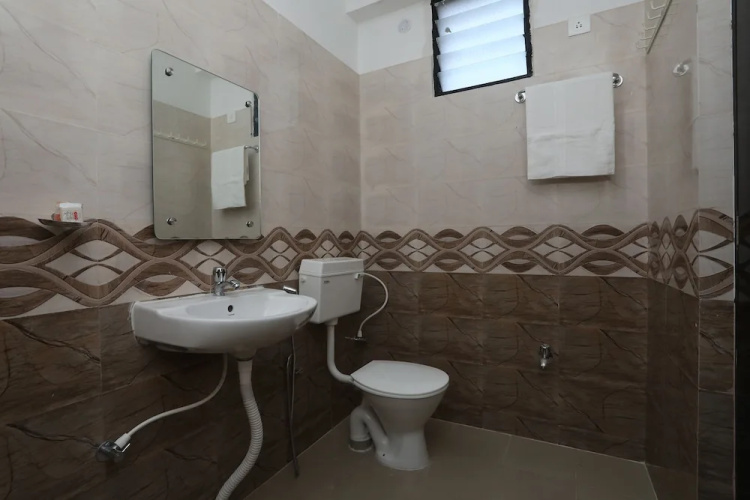 OYO 16085 Dream Sakar Inn