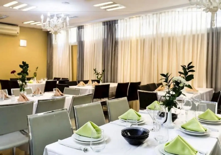 Rest Hotel