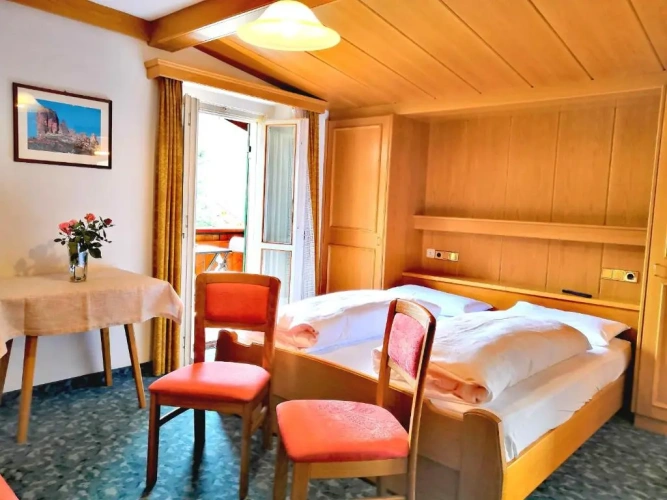 Standard Triple room with balcony