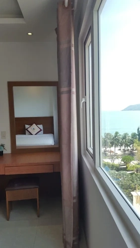 Deluxe Double room with city view