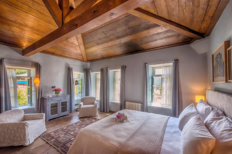Deluxe Villa