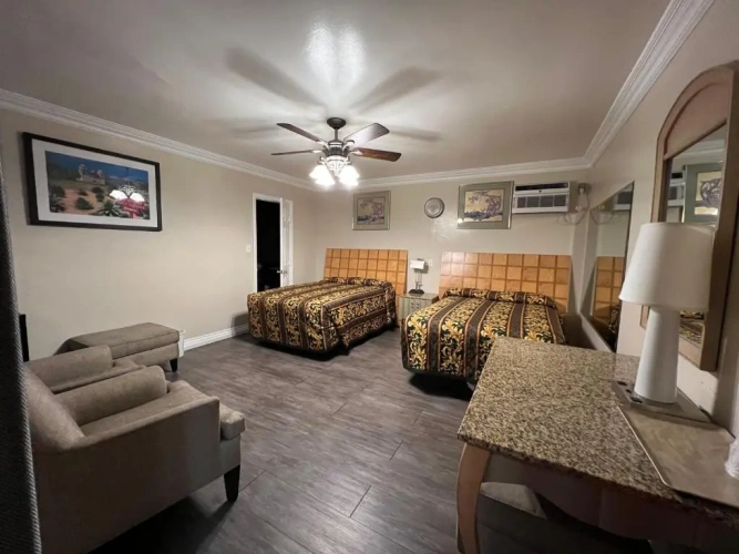 Standard Quadruple room