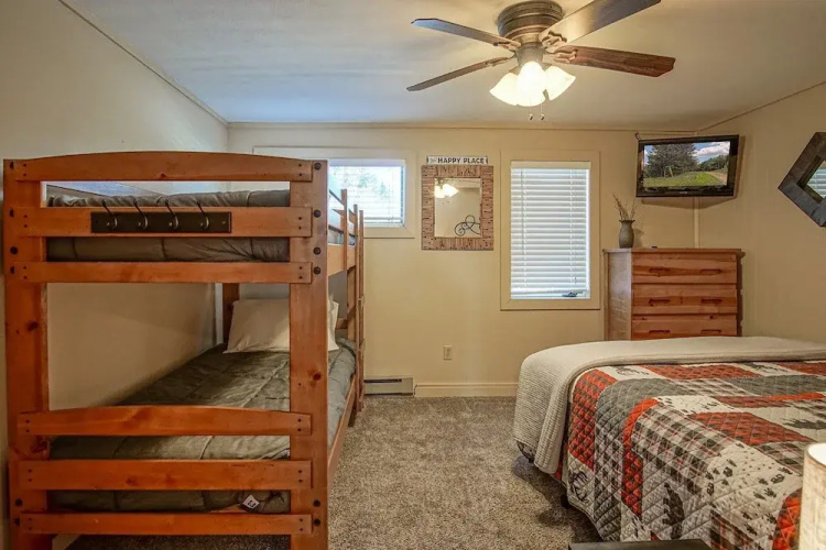 Powderidge-34: Slope Side, 2 Br Townhome