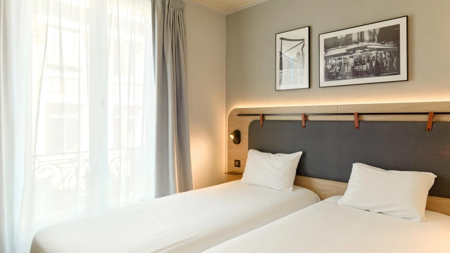 Standard Twin room
