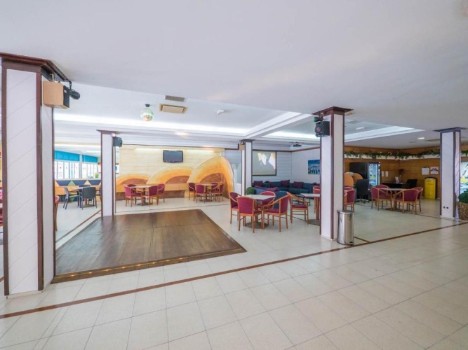 Hotel Golden Sand photo 33