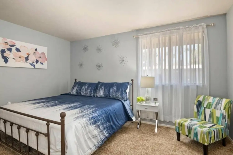 2 Bedrooms Cottage