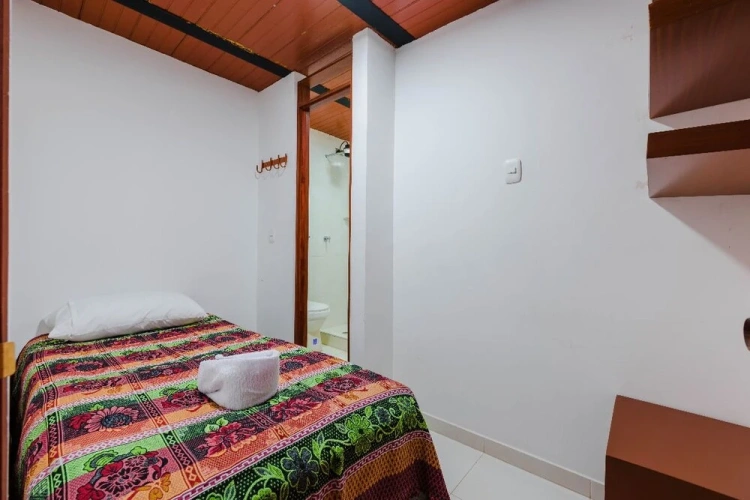 Standard Single room