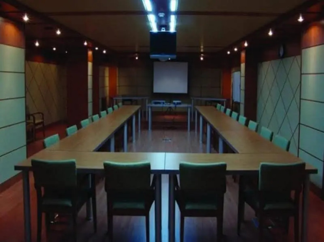 Raamtin Residence Hotel