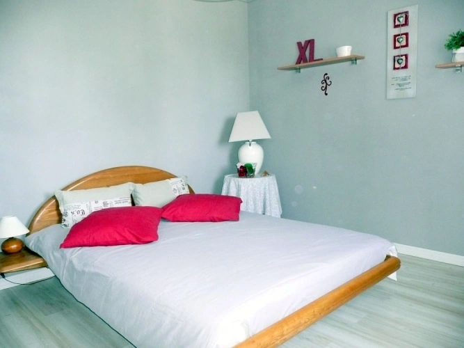 Bungalow in Telgrus sur mer Near Sandy Beach