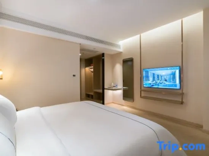 Standard Double room with courtyard view